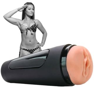 Main Squeeze DANI DANIELS