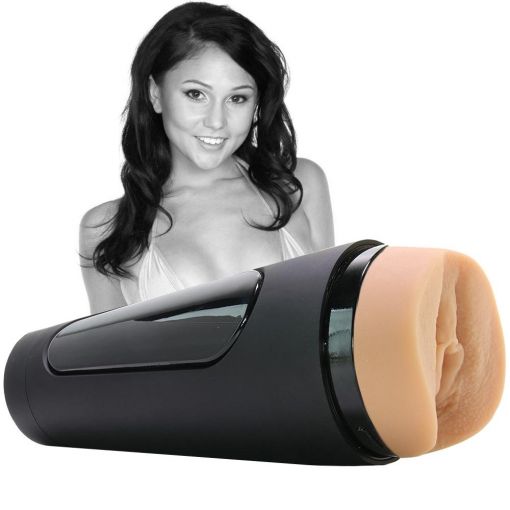 Main Squeeze ARIANA MARIE